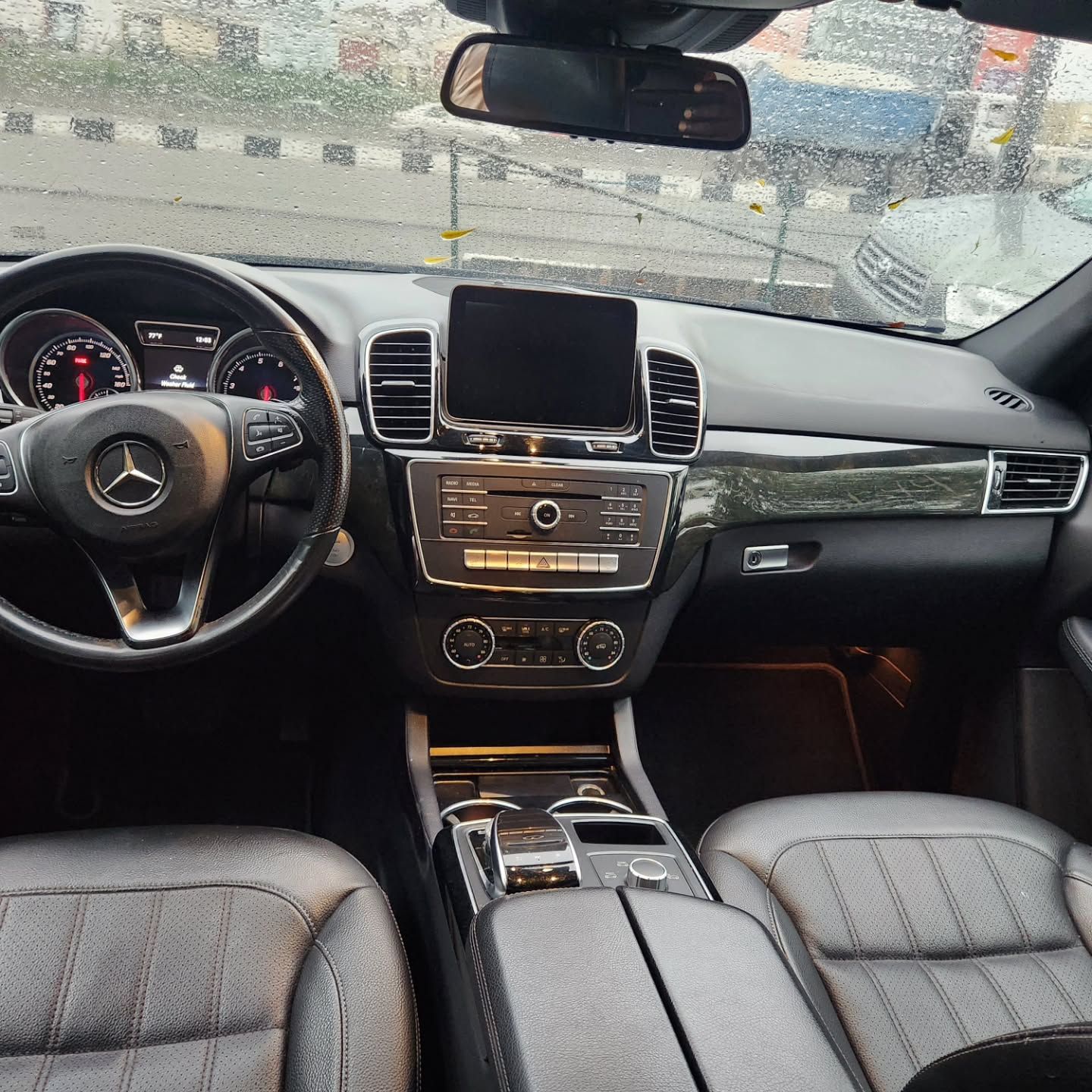2018 Mercedes-Benz GLE | Kendomon Motors - View 2
