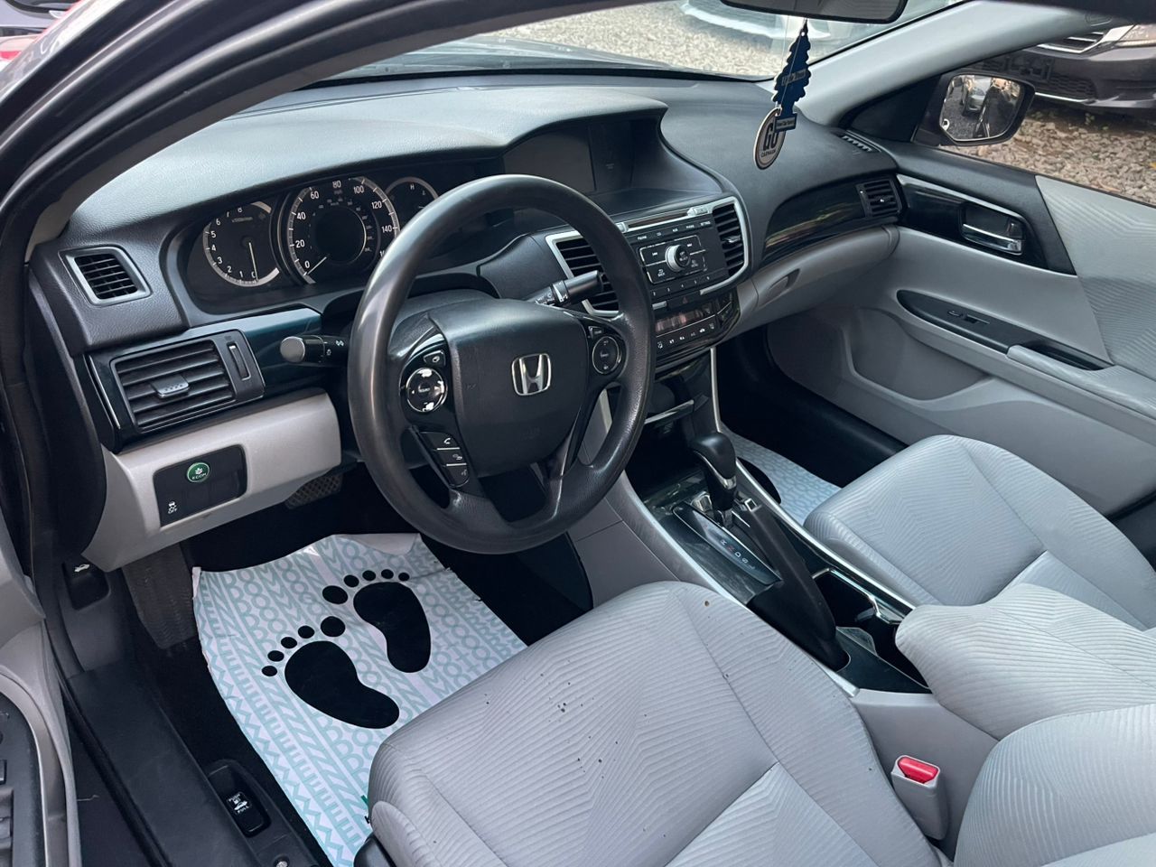 2017 Honda Accord - View 3