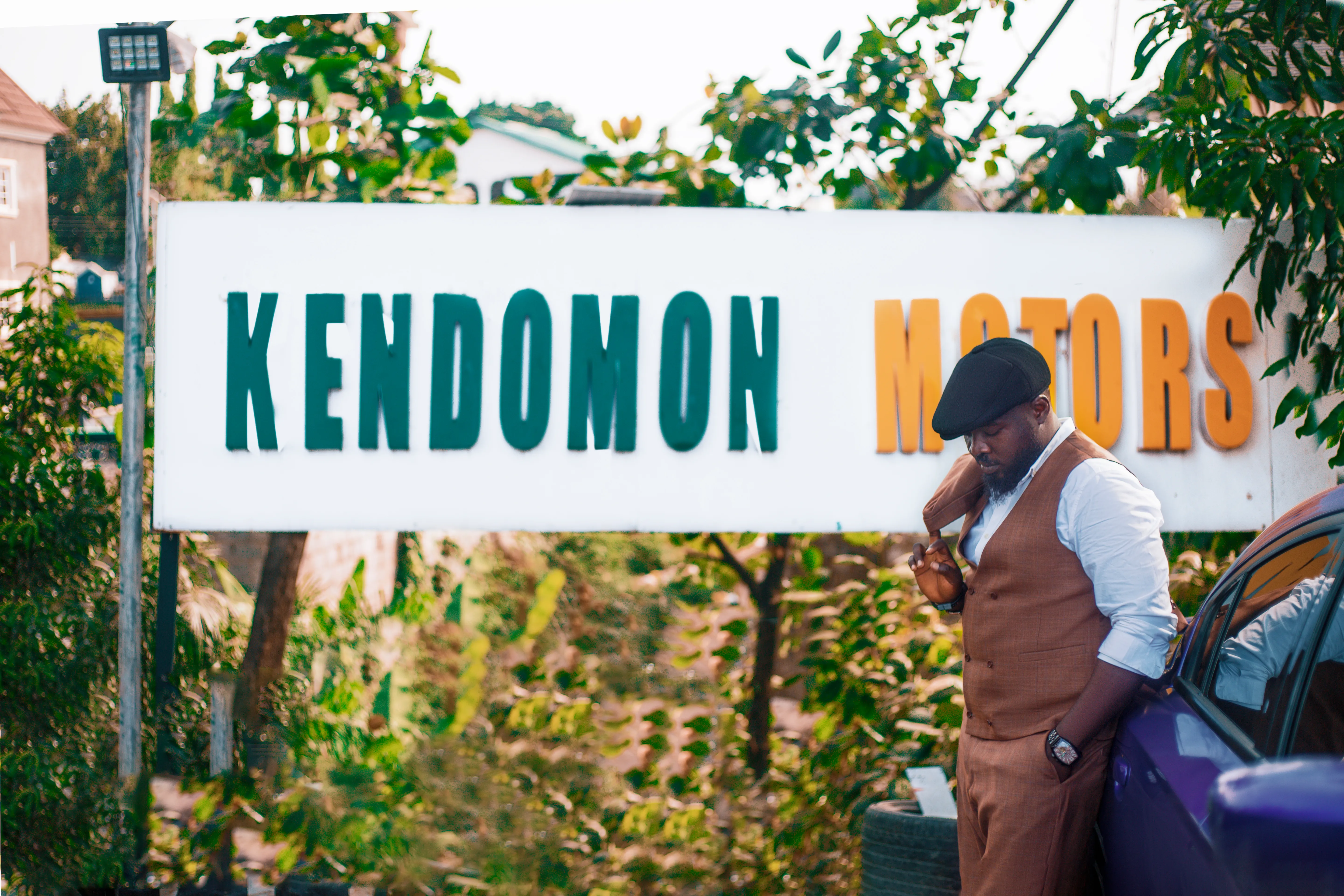 Kendomon Motors Showroom