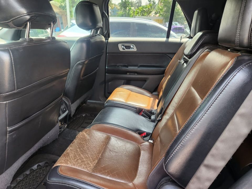 2012 Ford Explorer - View 4