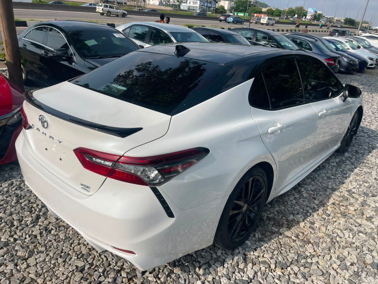 2023 Toyota Camry Xse - View 4