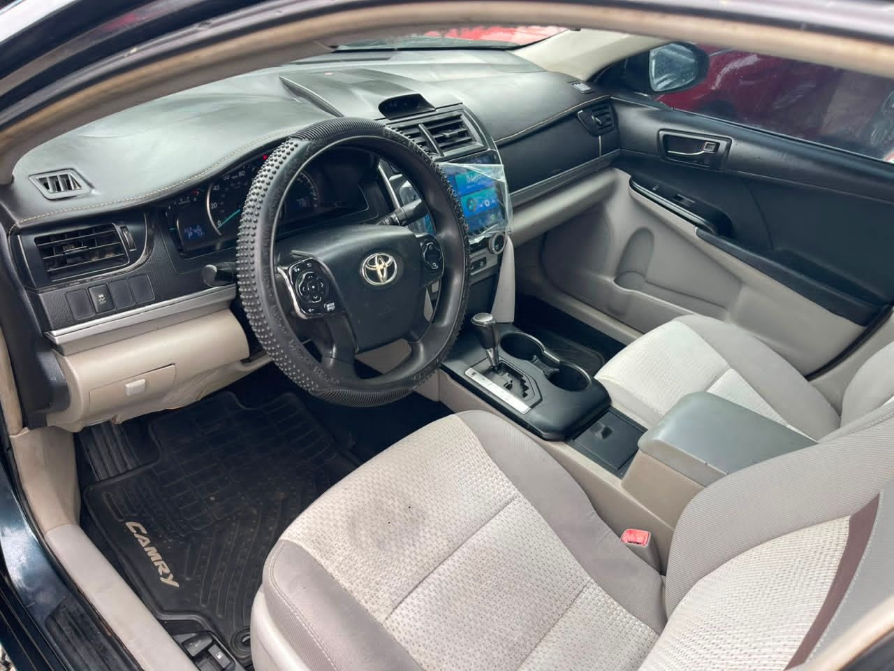 2012 Toyota Camry LE - View 4