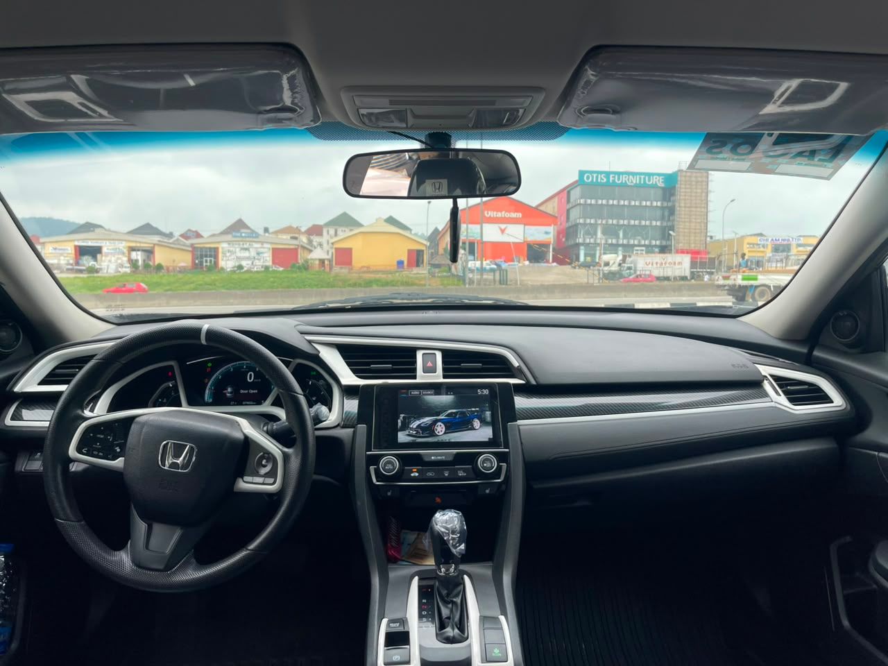 2018 Honda  Civic - View 3