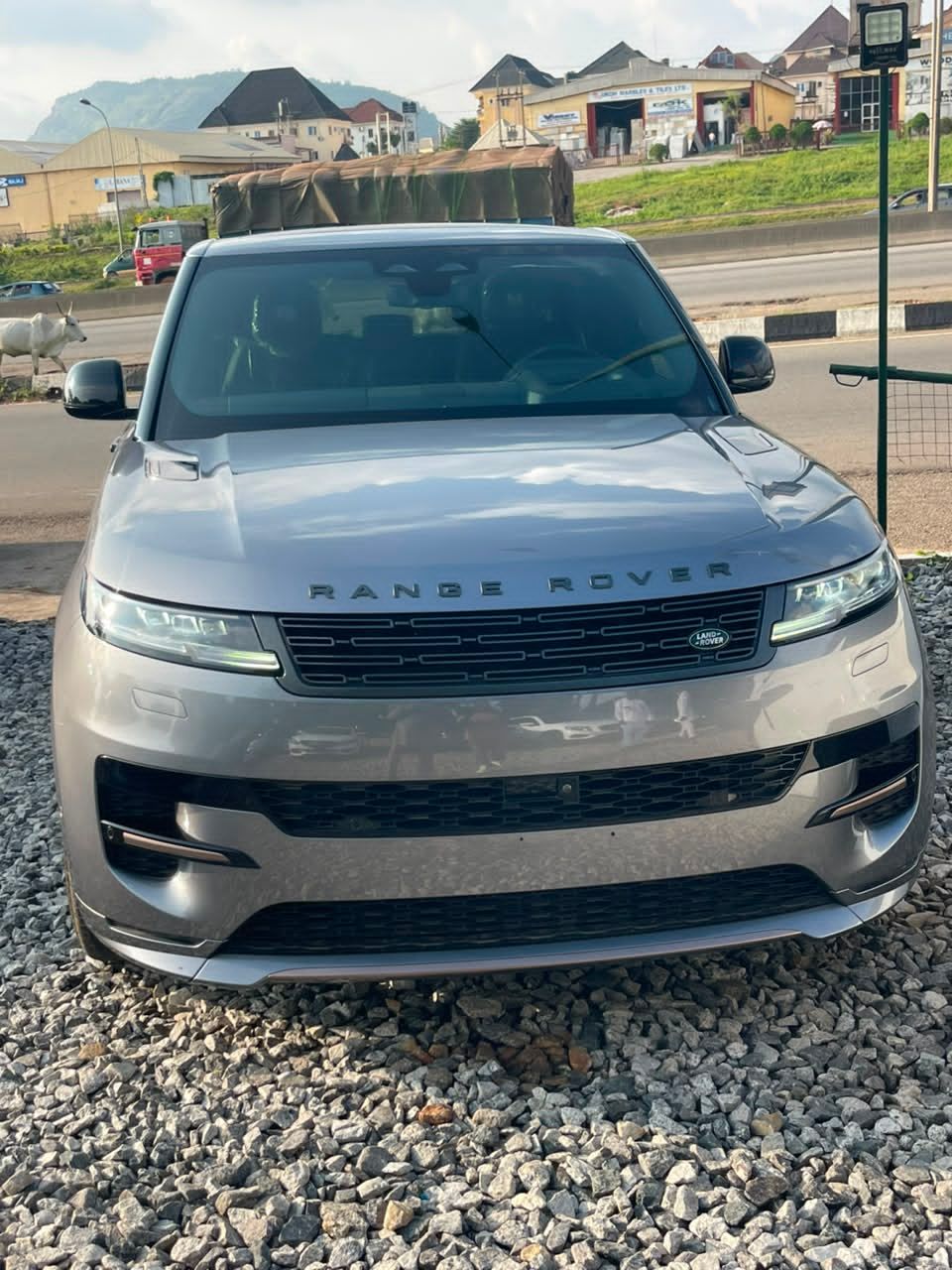 2024 Land Rover Range Rover - View 1