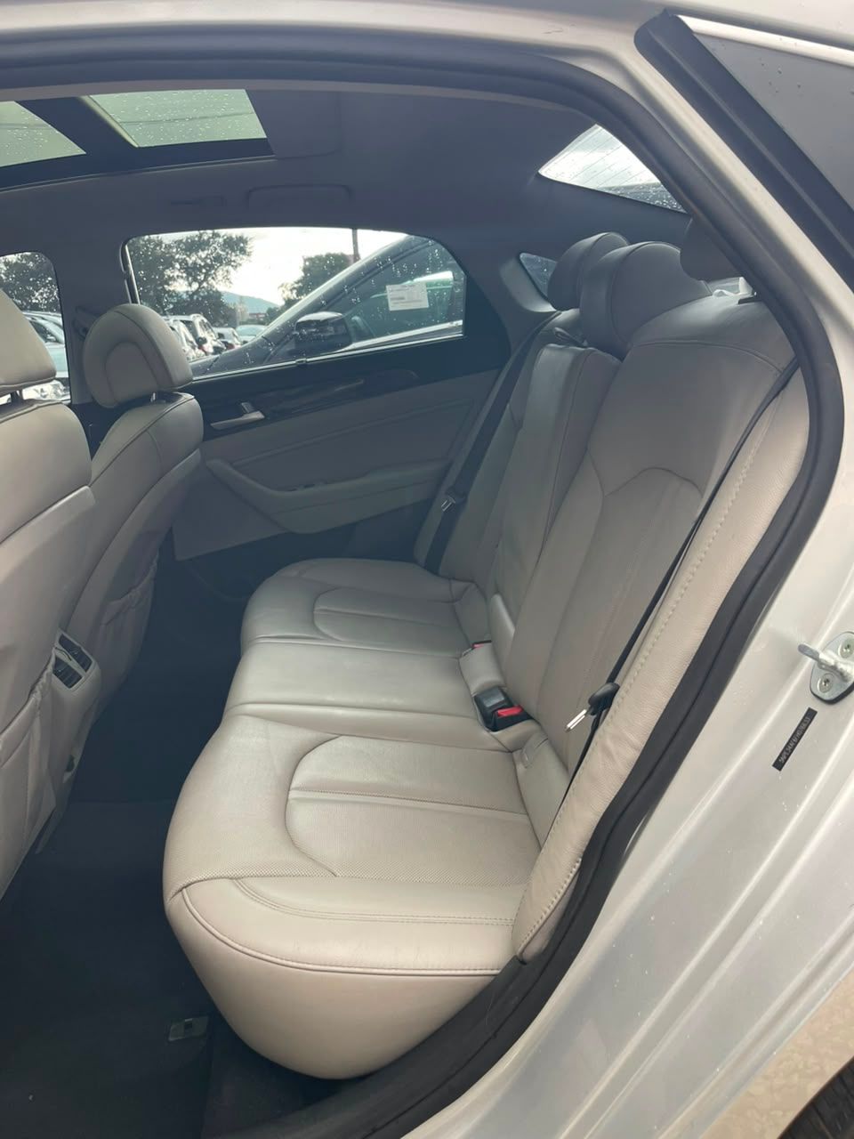2014 Hyundai Sonata - View 3